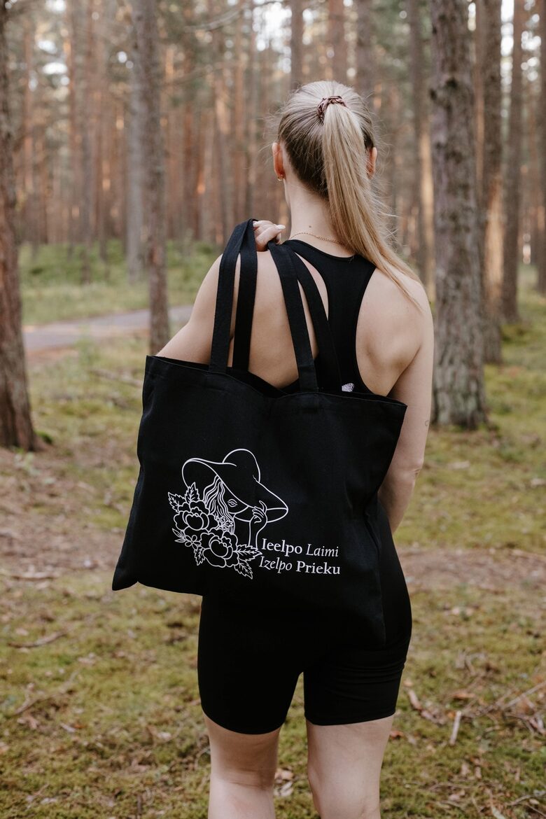 SOMA IEELPO LAIMI - IZELPO PRIEKU 